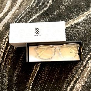✨SOJOS CLEAR FRAMED BLUE LIGHT GLASSES✨